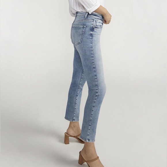 Silver Ibister high rise ankle straight jeans 32 x 29 buy 2 for $28 - Picture 5 of 7